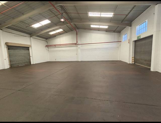 423M² WAREHOUSE TO LET IN MAITLAND